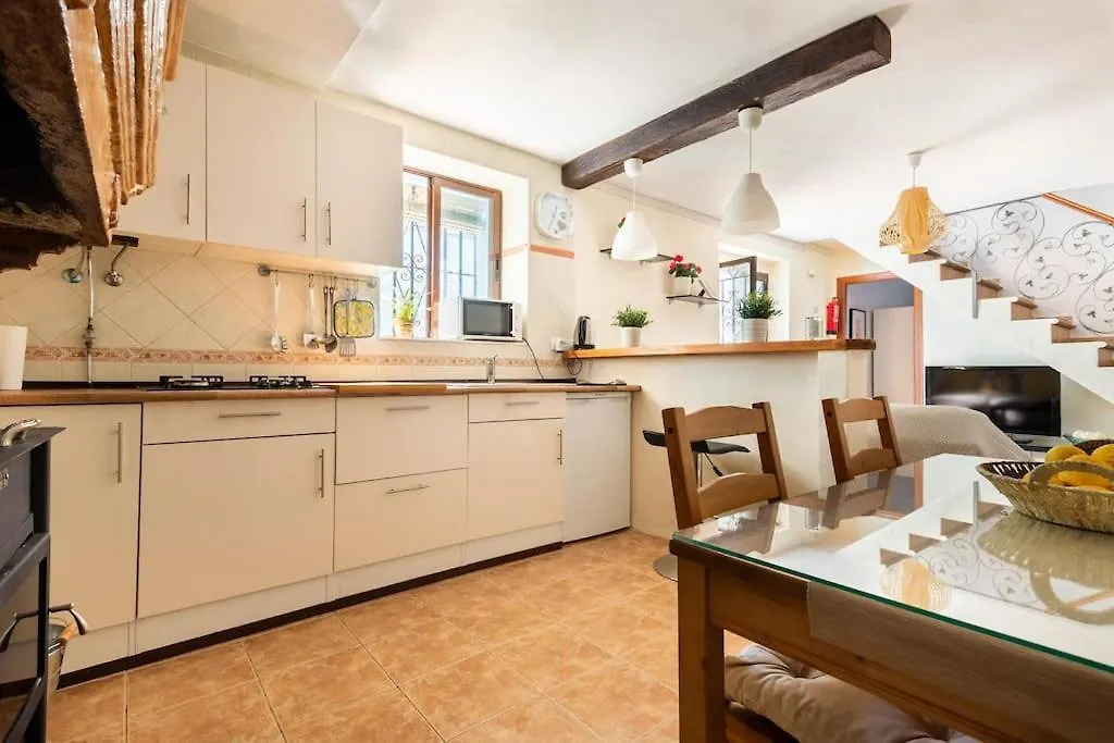 Holiday home Ar Alojamiento Rural Villa Juzcar